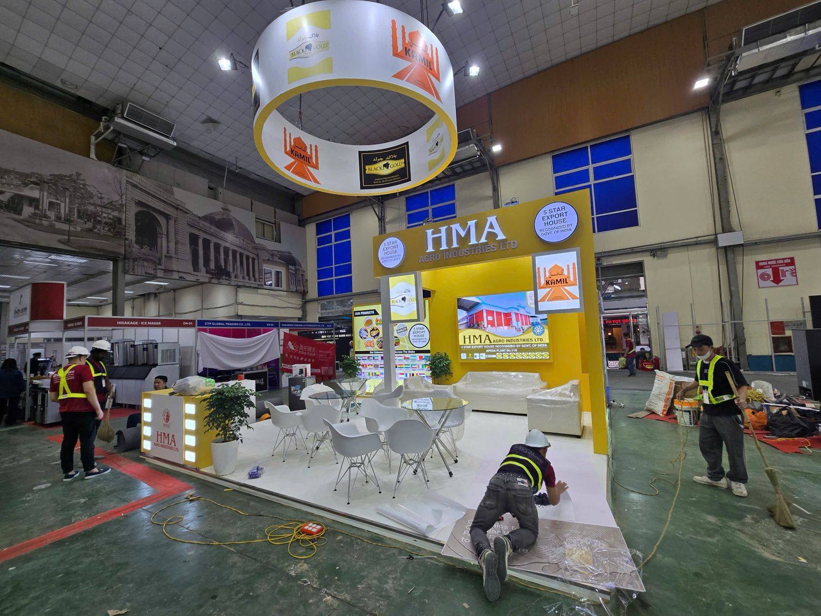 40x50 trade show booth